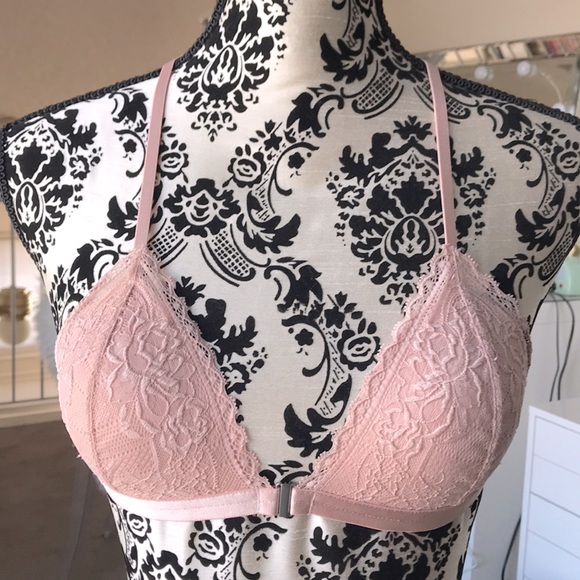 Triumph Darling Pink Lace Triangle Bra, Size S - Picture 1 of 4